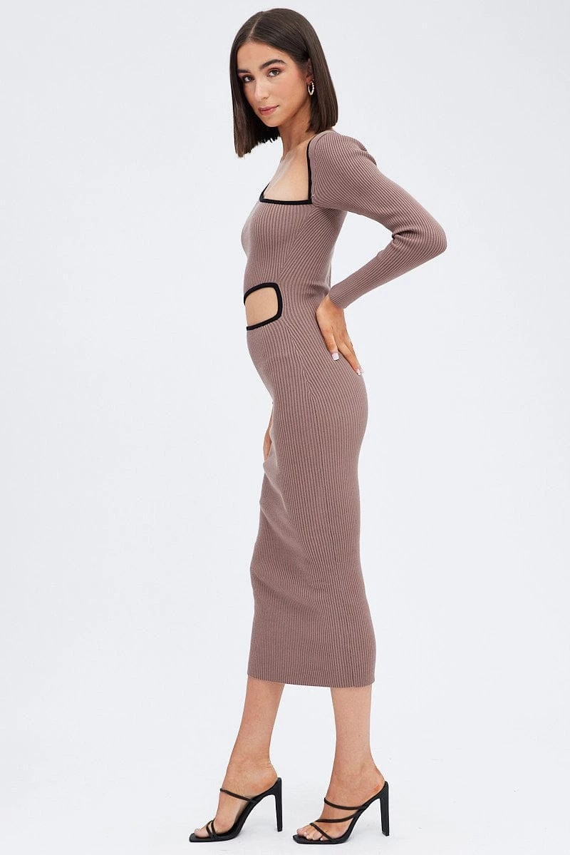 Brown Knit Dress Midi Long Sleeve Cut Out 6 Brown Knit Dress Midi Long Sleeve Cut Out - Image 4