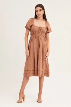Brown Short Sleeve Ruched Midi Dress -Midi Dresses Style midi dress brown short sleeve ruched midi dress 33006762950849
